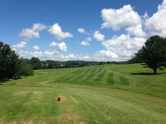 Galax Municipal Golf Course - photo 2
