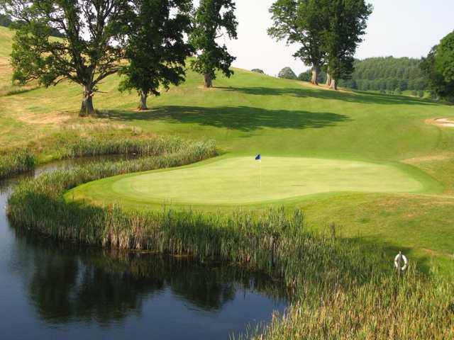 Farnham Estate Golf & Spa Resort - photo 2