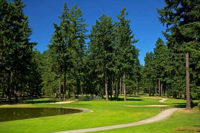 Lake Spanaway Golf Course - photo 5