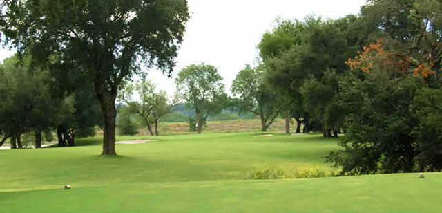 Starr Hollow Golf Club - photo 2
