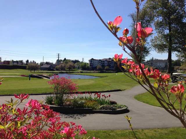 Meadow Gardens Golf Course - photo 5