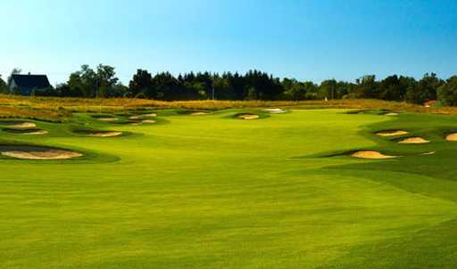 The Mayfield Sandridge Club - photo 4