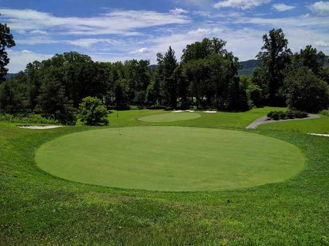 Middlesboro Country Club - photo 2