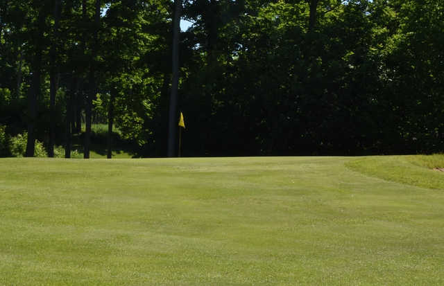 Harbor Point Golf Course - photo 2