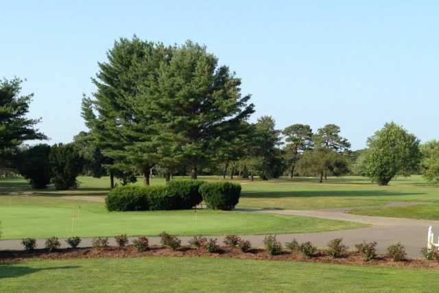 Brentwood Country Club - photo 2
