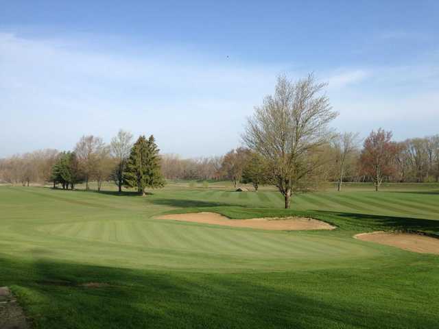 Whispering Creek Golf Club