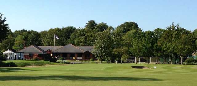 Southport Old Links Golf Club - photo 4
