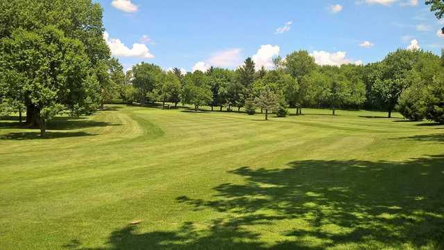 Green River Country Club - photo 2