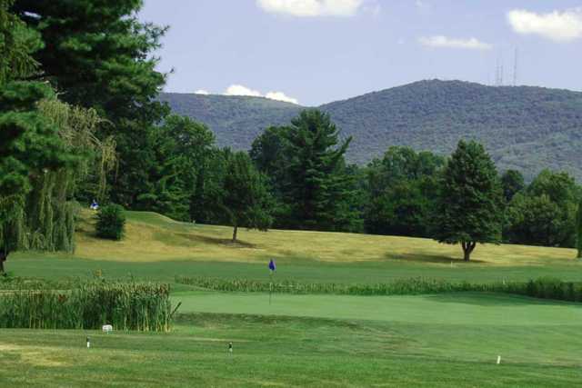 Southern Duchess Country Club - photo 3