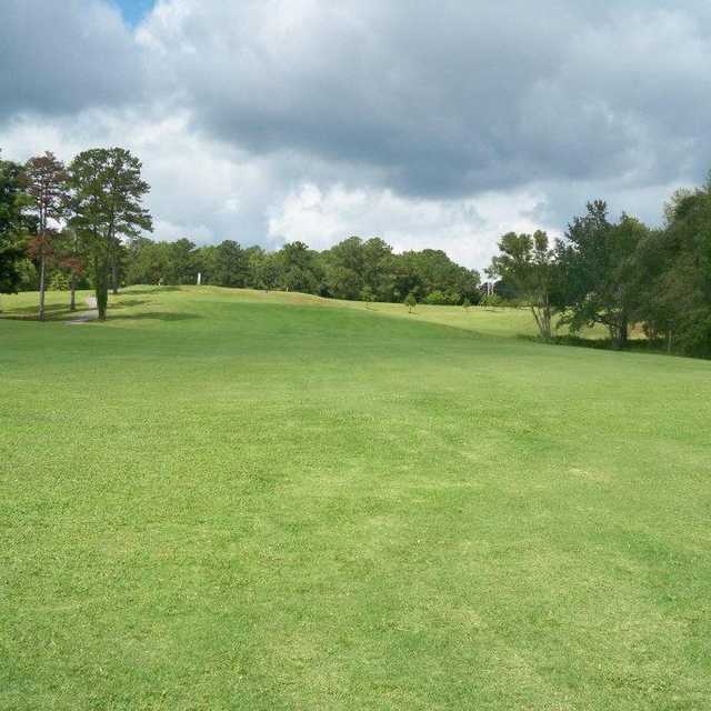 Lakewinds Golf Club - photo 2