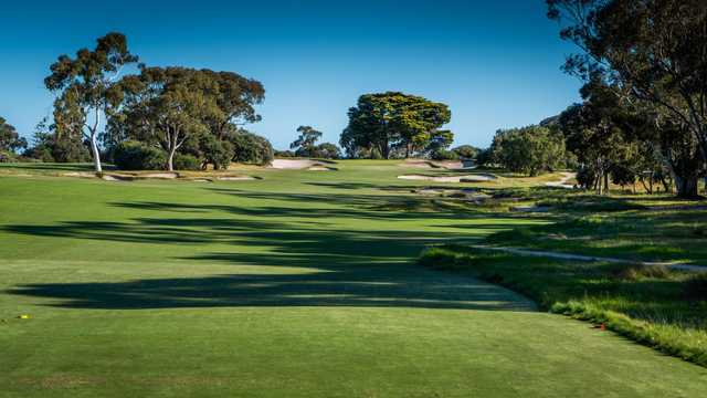 Victoria Golf Club - photo 2