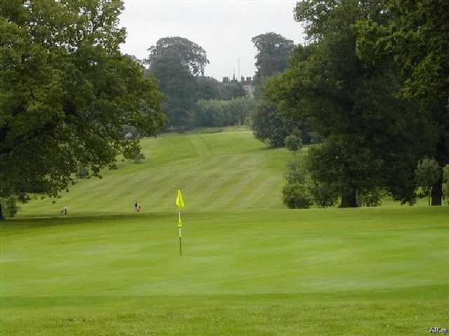 Renishaw Park Golf Club - photo 4