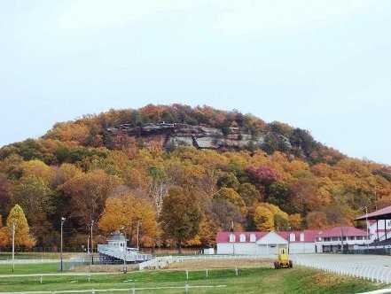 Pleasant Valley Golf Course - photo 4