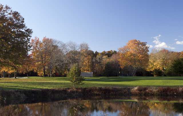 Twin Willows Par 3 Golf Course - photo 4