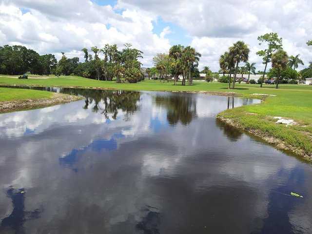 Myerlee Country Club - photo 4