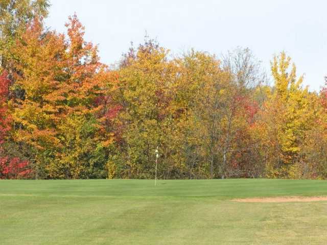 Northern Pines Golf Course - photo 2