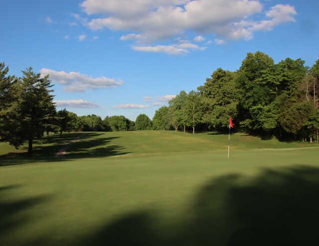 Rolling Hills Golf Course - photo 4