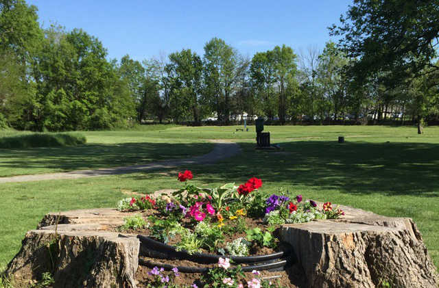 Tipton Municipal Golf Course - photo 2