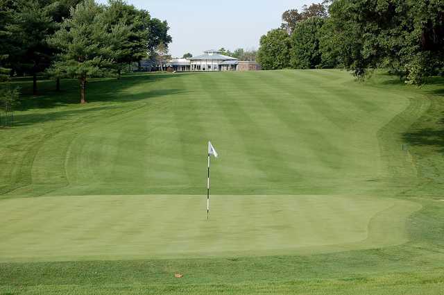 Rolling Hills Country Club