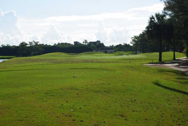 Woodmont Country Club - photo 2