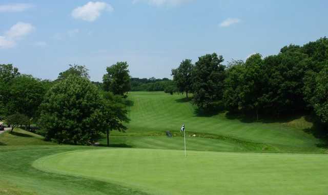 Hickory Hills Golf Club - photo 3