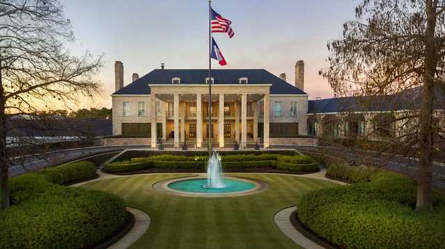River Oaks Country Club - photo 1