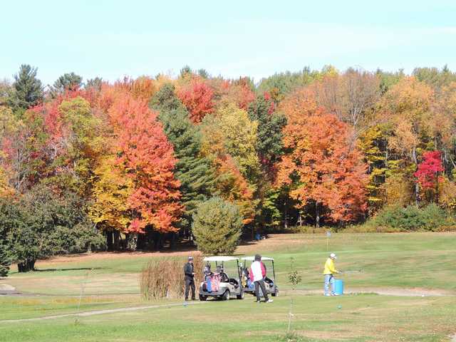 Colonial Ridge Golf Course - photo 3