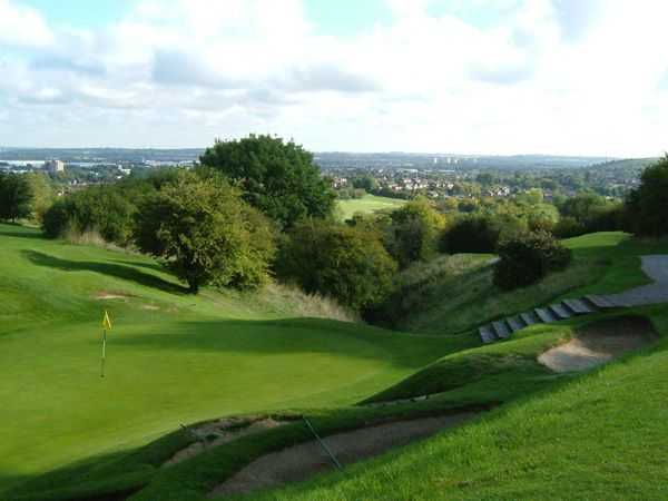 Dunstable Downs Golf Club - photo 4
