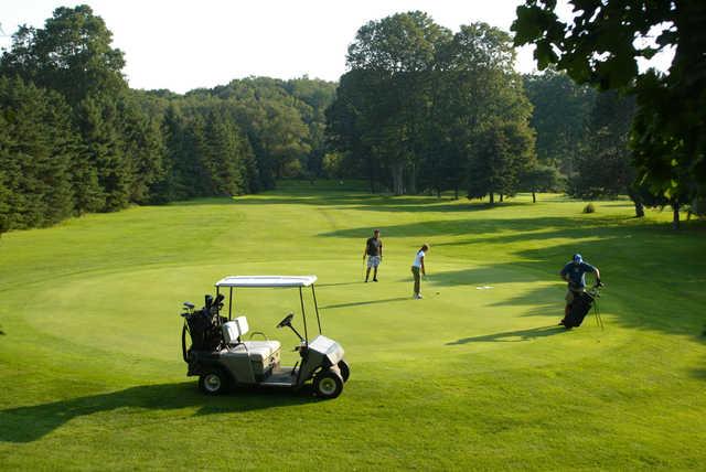 East Park Golf Gardens - photo 2