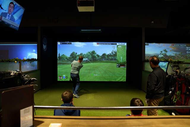 Off Par Golf & Social - Beavercreek - photo 4