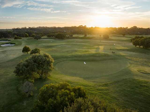 Red Rocks 9 Hole Pitch and Putt Course - photo 1