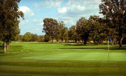 Oakwood Golf Course - photo 1