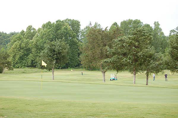 Cedar Glade Golf Club - photo 3