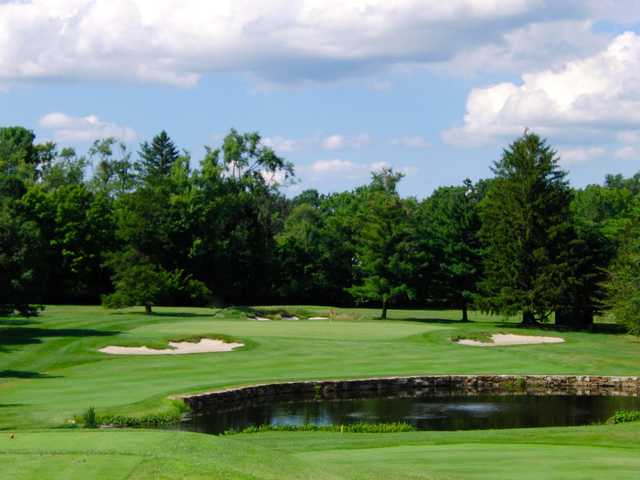 Crestmont Country Club - photo 2