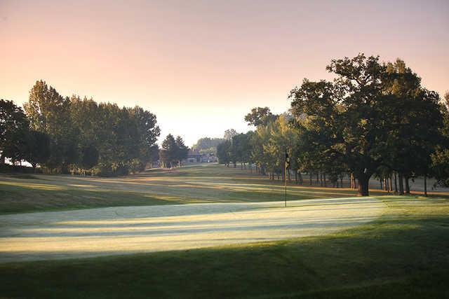 Uxbridge Public Golf Course - photo 6