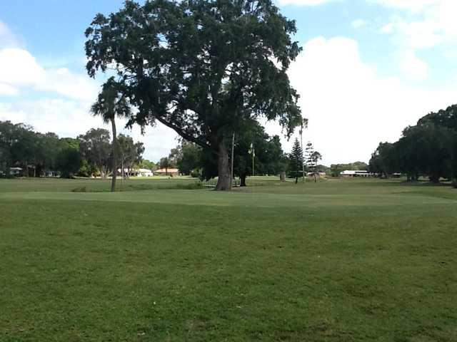 Village Green Golf Club - photo 2