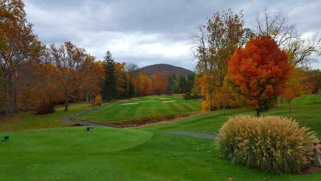 Waynesboro Country Club - photo 2