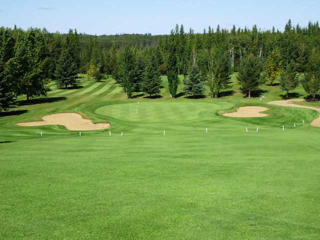 Smoky Lake Town & Country Golf Club - photo 3
