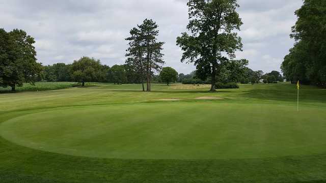 South Shore Golf Club - photo 2