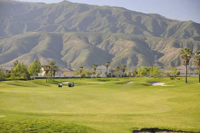 Sierra Lakes Golf Club - photo 3