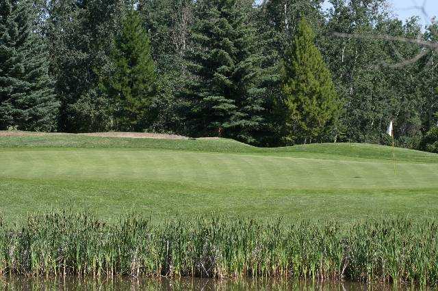 Lacombe Golf & Country Club - photo 4