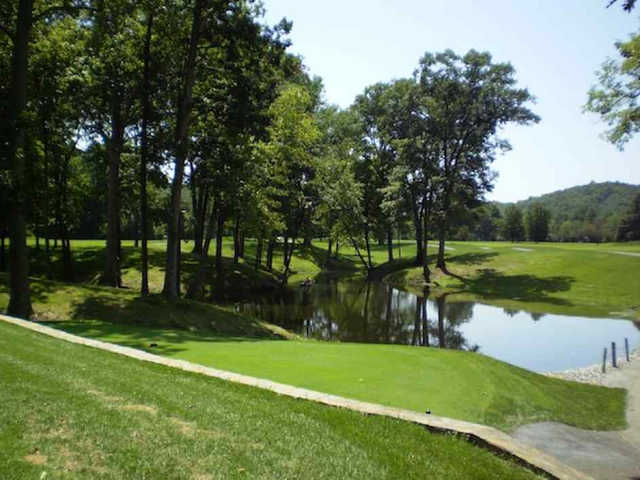 Ryland Lakes Country Club - photo 3