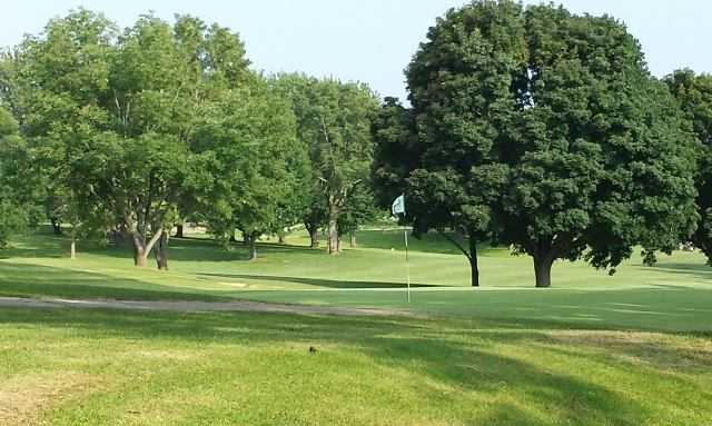 Tama Toledo Country Club - photo 2