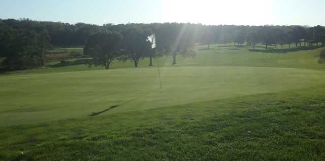 Valley Oaks Golf Club