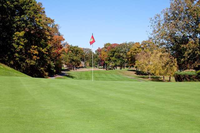 Hampshire Country Club, Inc.