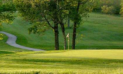Hodge Park Golf Course - photo 3