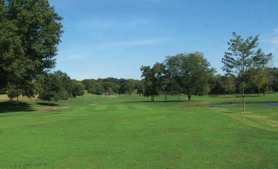 Jones Park Golf Course - photo 3