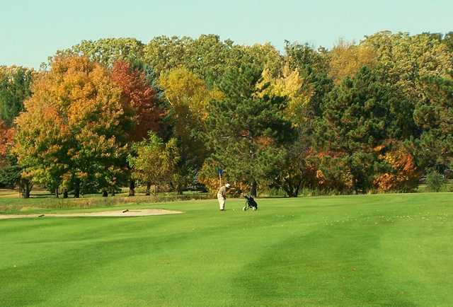 North Branch Golf Club - 9 Holes - photo 1