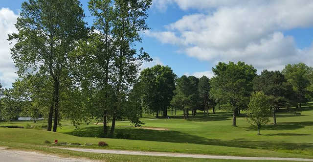 Ava Country Club