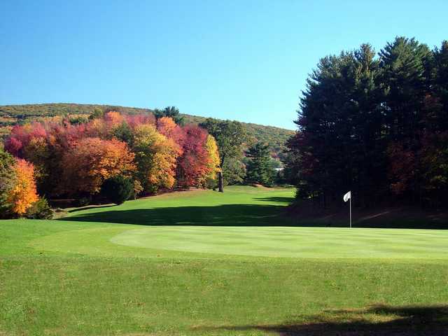Cedar Knob Golf Course - photo 2